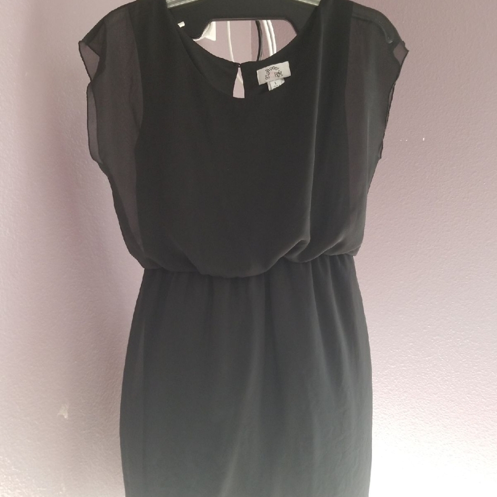 Elegant Black Dress